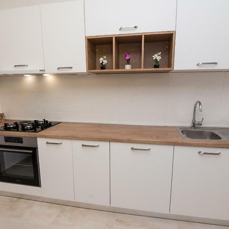 Apartment Bambi Mali Lošinj Buitenkant foto